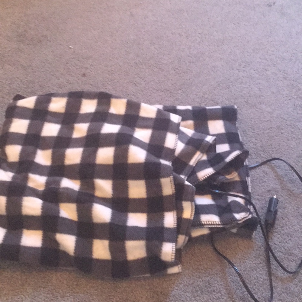 Plaid travel blanket